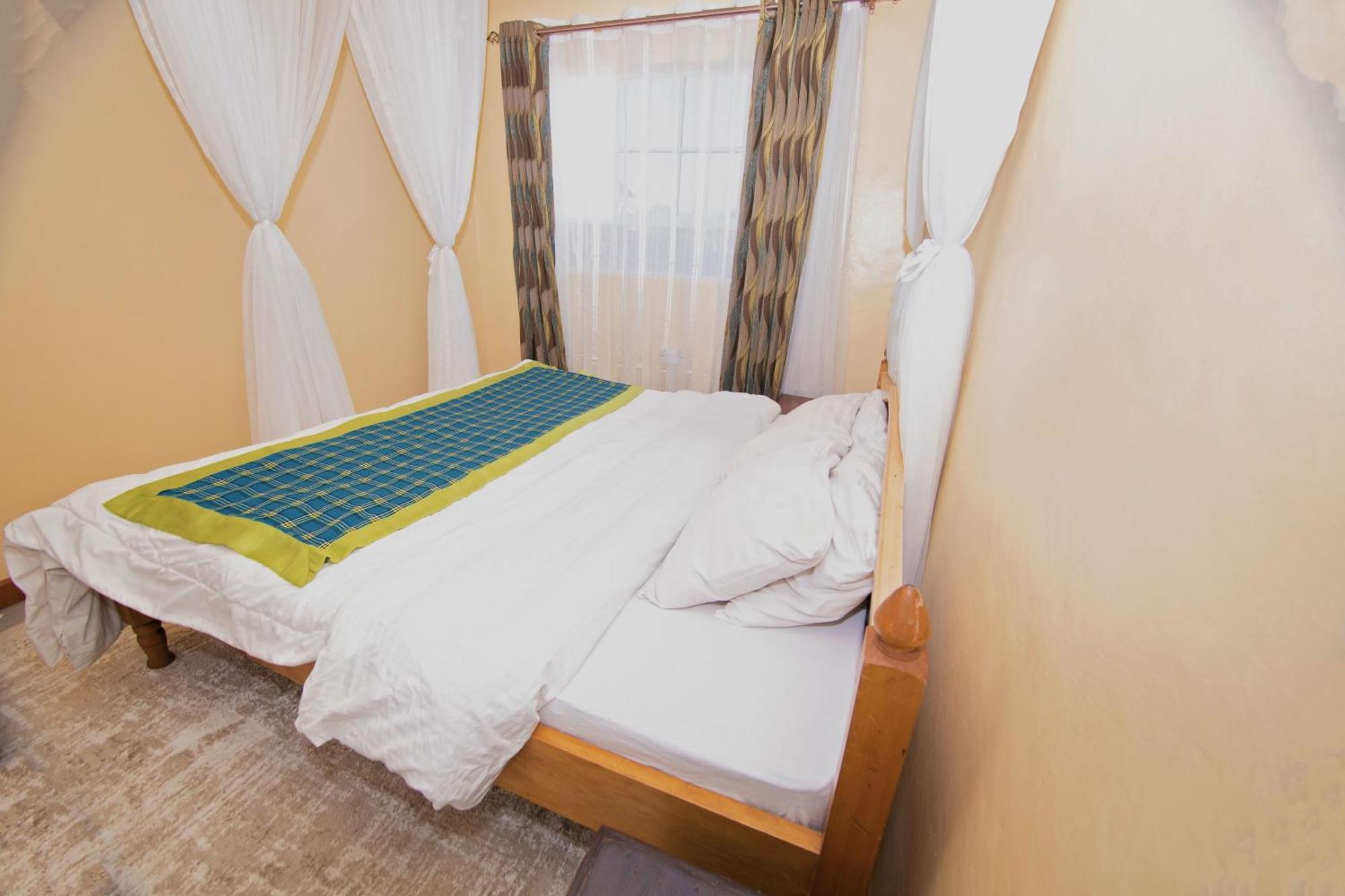 Ebony Mara - Green House Apartment Narok Ngoại thất bức ảnh